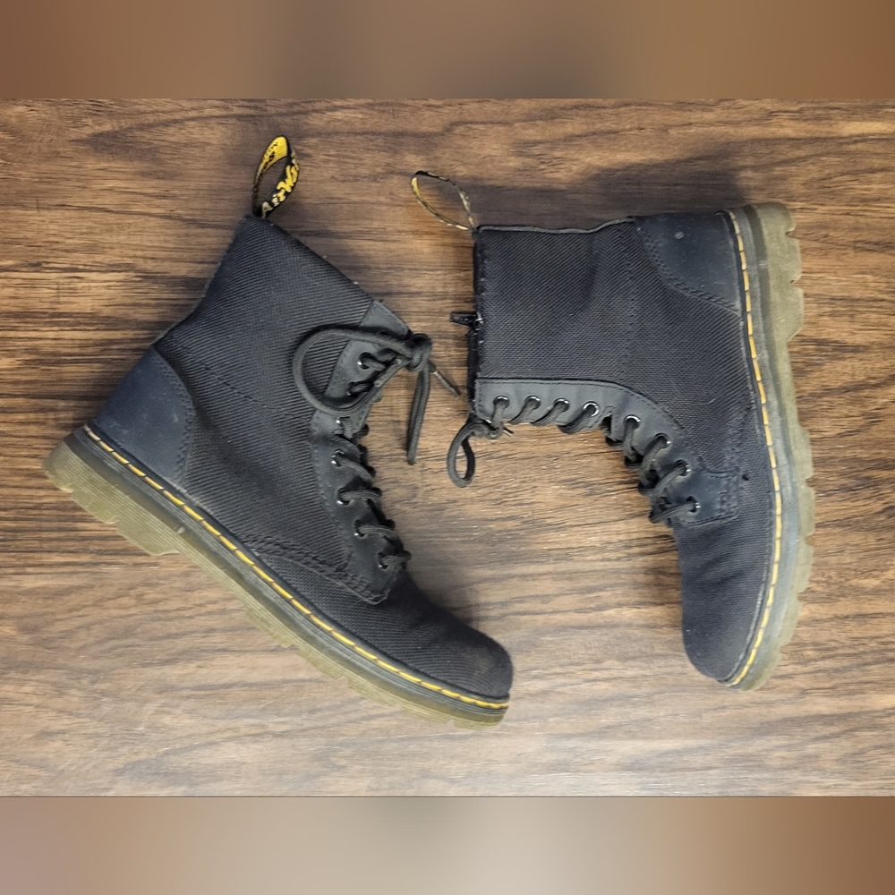 Dr Martens Airware Combs Black Boots Size 3 Combat Moto